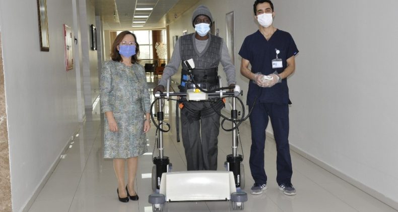 Geçirdiği felçten sonra aradığı tedaviyi Türkiye’de buldu