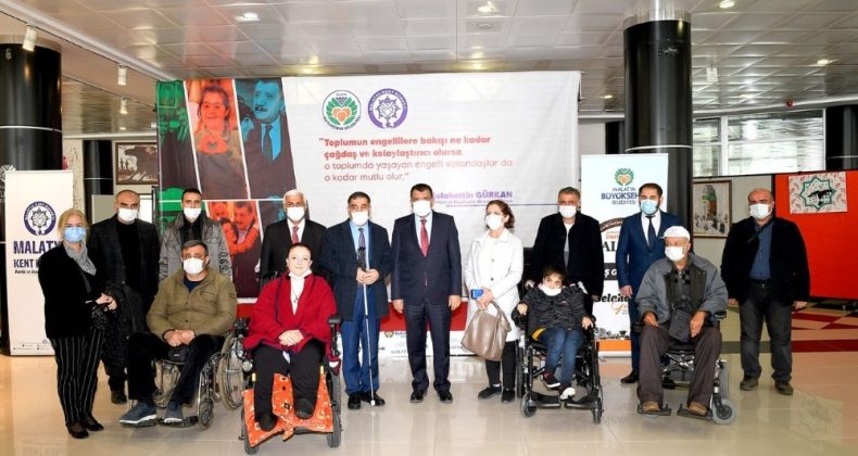 Gürkan, down cafe için talimat verdi