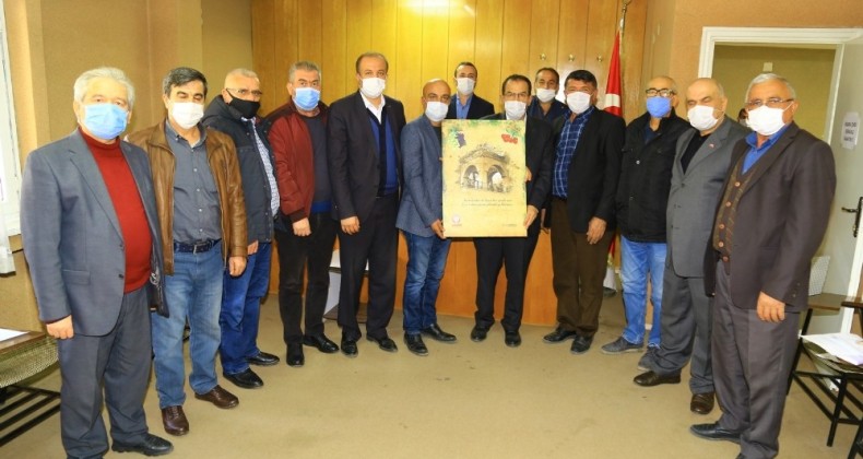 Hadim’de hayırsever işadamı dairesini belediyeye bağışladı