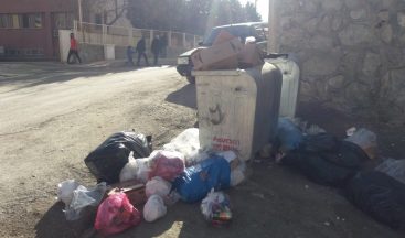 Hakkari’de çöplerin zamansız bırakılmasına tepki