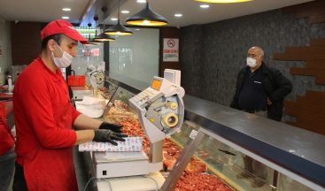 Halk Et Satış Mağazalarında 1 yılda 321 ton et ürünü satıldı