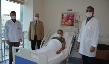 Hastanın ağız içinden alınan doku, idrar yoluna nakledildi