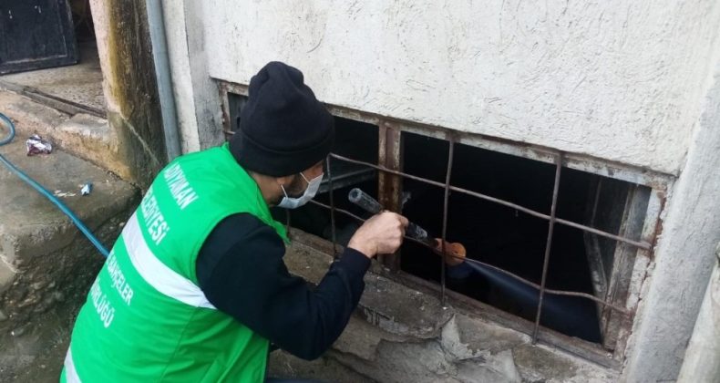 İlaçlama ekipleri haşereyle mücadeleye devam ediyor