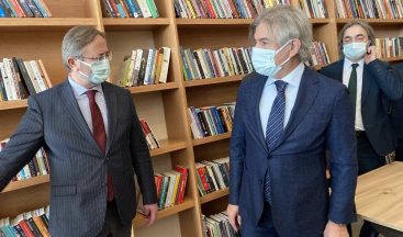 İstanbul’un 2’nci AVM kütüphanesi açıldı