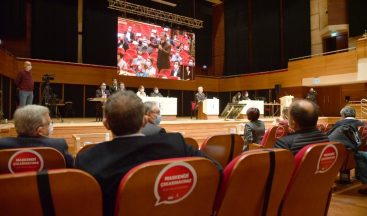 İzmir Büyükşehir Belediyesinden üreticiye ve minibüs esnafına nefes aldıracak hamle