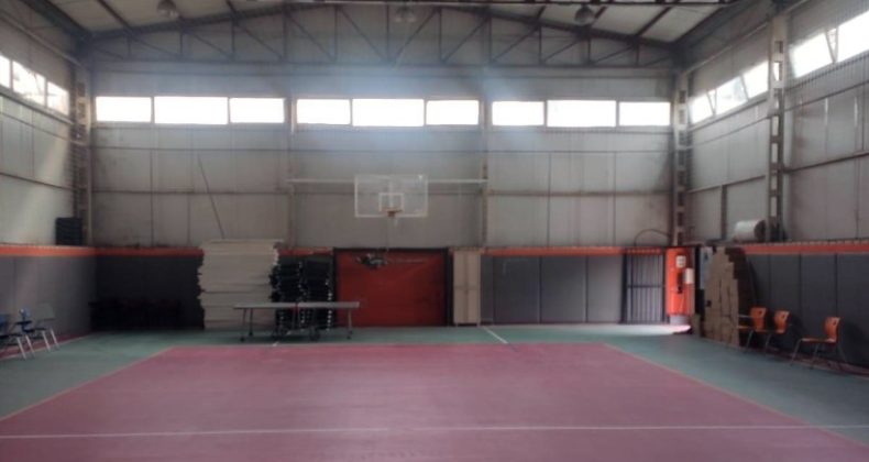 İzmir Valiliği spor salonunun hastaneye çevrildiği iddiasını yalanladı