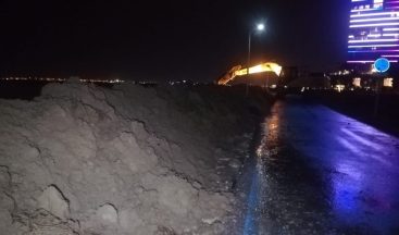 İzmir’de sahil bandına 2 kilometre kumdan set