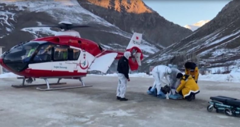 Kalp krizi geçiren kadının imdadına helikopter yetişti