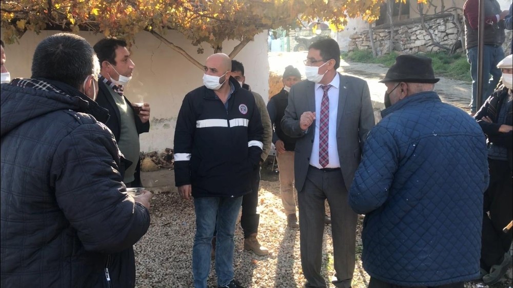 Karacasu Belediyesi Alemler Mahallesi’nin taleplerini yerine getiriyor