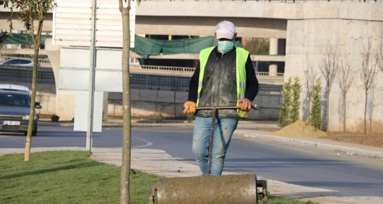 Karamürsel’de köy yolları yenileniyor