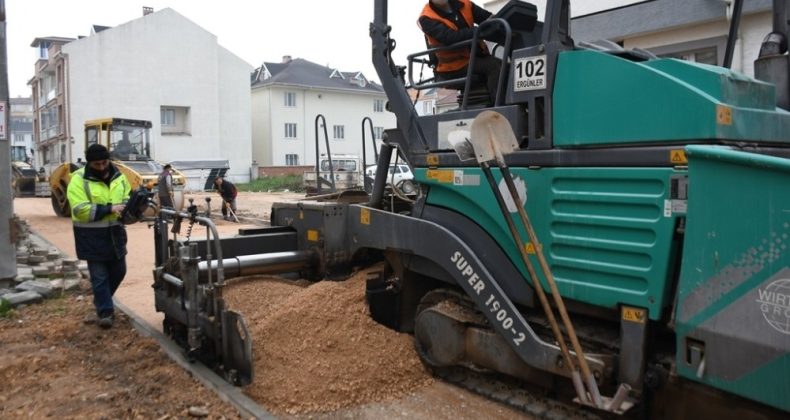 Karlıova sokak ulaşıma açılıyor