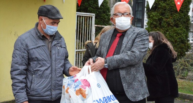Kdz. Ereğli Belediyesi’nden bin çocuğa giysi yardımı
