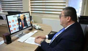 Kılıçdaroğlu; Karadeniz Bölgesi belediye başkanları ile görüştü