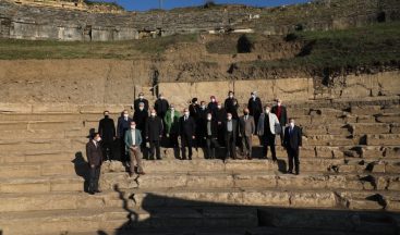 Kırım Türkleri, kazı alanında incelemelerde bulundu