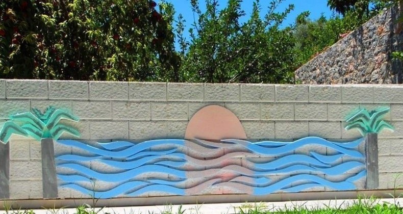 Kısıtlamalar Çeşmeli yazarı ressam yaptı