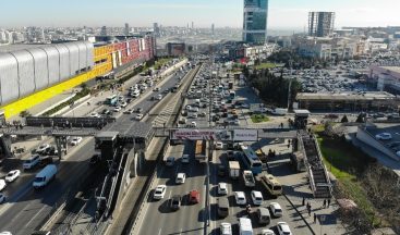 Kısıtlamaya 1 gün kala dikkat çeken trafik yoğunluğu
