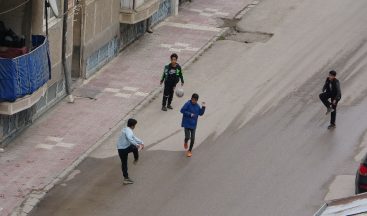 Van’da Kısıtlamayı İhlal Eden Çocuklar Polislerden Kaçtı