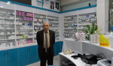 Kulalı yazar kolon kanserine yenik düştü