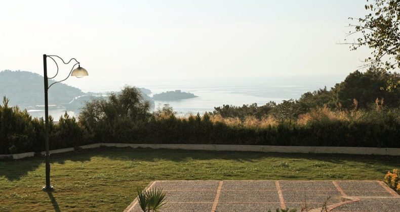 Kuşadası Belediyesi salgına rağmen hizmet ve yatırım hamlesini sürdürüyor