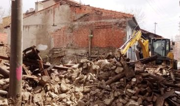 Kütahya’da 102 metruk binanın yıkımı tamamlandı