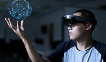 Lise öğrencisi tasarladı, uzaktan eğitim hologram oldu