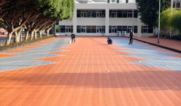 Macit Özcan Spor Kompleksi renkli asfaltla yenilendi