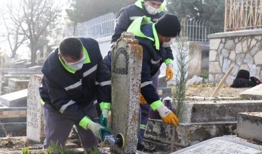 Malatya’da İnönü ve Özal ailelerinin mezarlarını yeniliyor