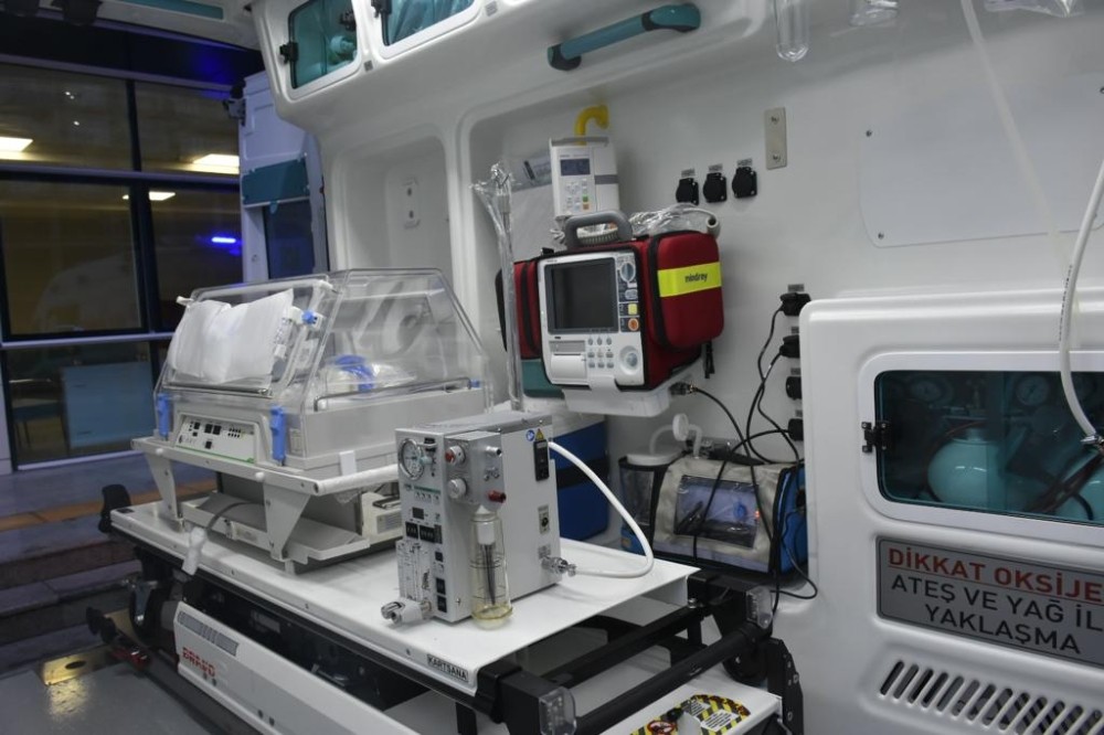 Mardin’e 2 adet yenidoğan acil yardım ambulansı tahsis edildi