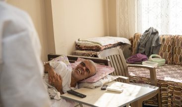 Mersin Büyükşehir Belediyesi evde sağlık ve bakım hizmeti ağını genişletti