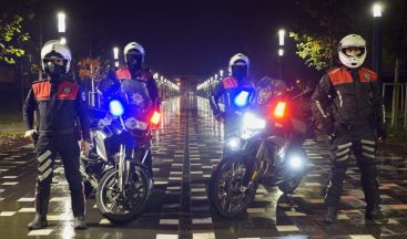 Mersin Emniyetinden klipli ’evde kal’ mesajı