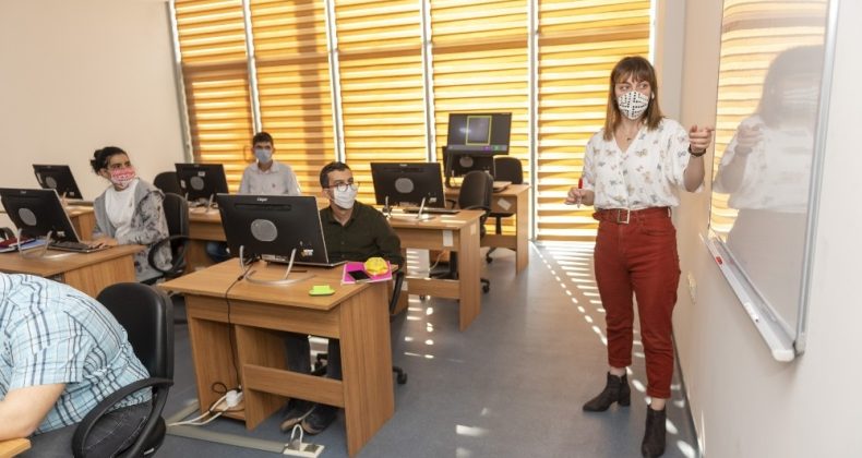 Mersin’de özel gereksinimli bireylere ’Robotik kodlama’ eğitimi