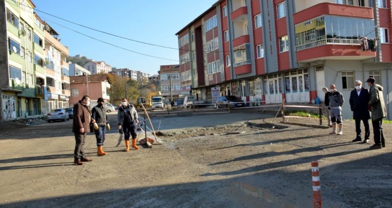 Mollabey yolunda çalışmalar sürüyor