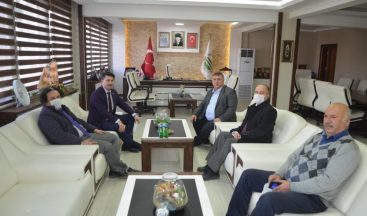 Müdür Gümüş, Beylikova Tarımsal Kalkınma Kooperatifi’nde incelemelerde bulundu