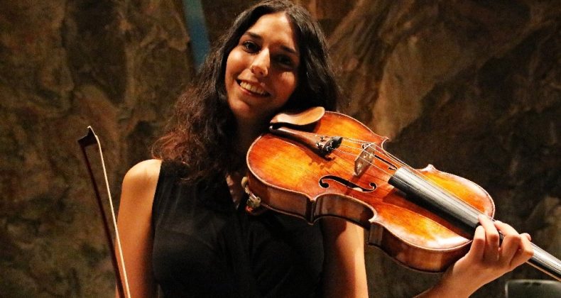 Müzik bursu kazanan 15 genç sanatçının isimleri belli oldu