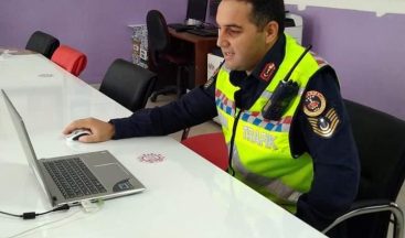Niksar’da jandarmadan öğrencilere uzaktan trafik eğitimi