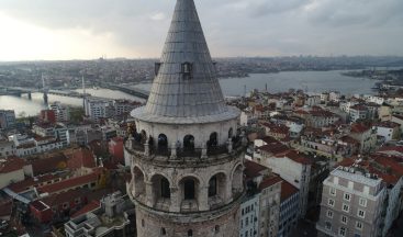 Kısıtlamada İstanbul’u Galata Kulesi’nden izlediler