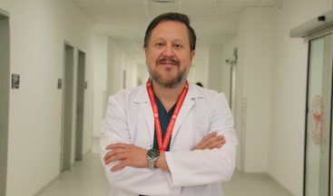 Yumruk yumruğa tokalaşma da tehlikeli