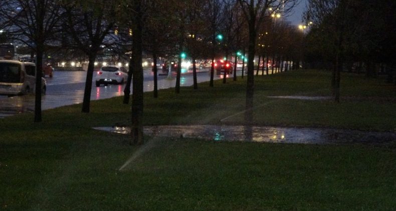 Tam Otomatik Sulama Sistemi Yağmurlu Havada da Çimleri Suladı