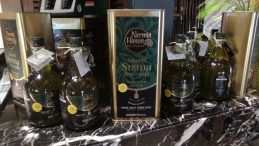 Zeytinyağı Alırken Meyve Kokusuna Dikkat Edin