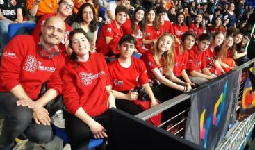 Robotik takımı öğrencilerinden online uluslararası organizasyon