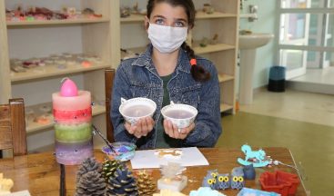 Sabun ve çamur, özel ellerde sanata dönüşüyor