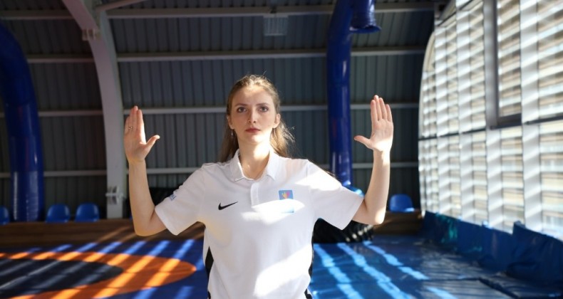 Salgın döneminde anneler için çevrimiçi egzersiz