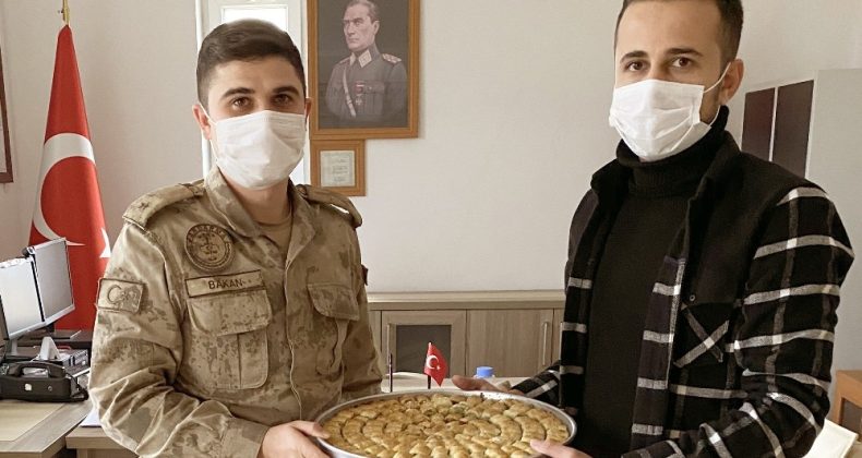 Salgında Görev Yapan Kurumlara Baklava İkramı