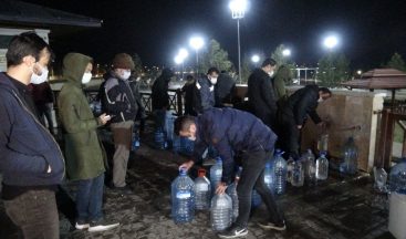 Sivaslılar Kısıtlama Öncesi Tatlı Su Çeşmelerine Akın Etti