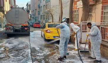 Sokaklarda dezenfeksiyon çalışması