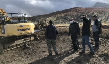 Tavak’ta tarımsal sulama göleti temizleniyor