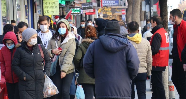Tedbirler etkisini gösteriyor vaka sayıları düşüyor
