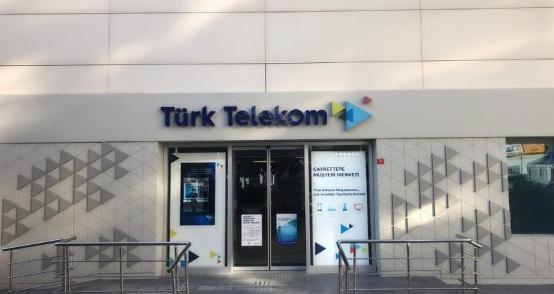 Türk Telekom’un İstanbul Gayrettepe ile Ümraniye Müşteri Merkezi yenilendi