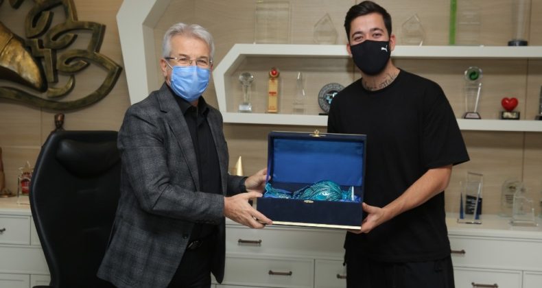 Ünlü DJ’den Başkan Erdem’e ziyaret