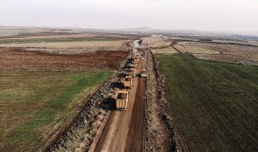 Vali Karaloğlu talimat verdi, Diyarbakır’da kırsal mahallelerde yapılmadık yol kalmadı